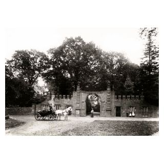 Glamis Castle Gates