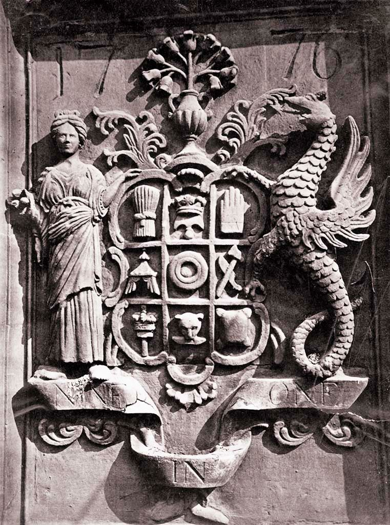 The Nine Trades Coat of Arms, Dundee