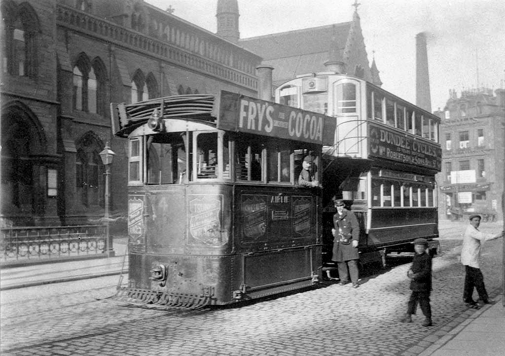 Steam Tram, Albert Square