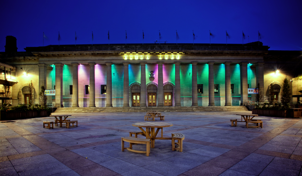 The Caird  Hall at Night