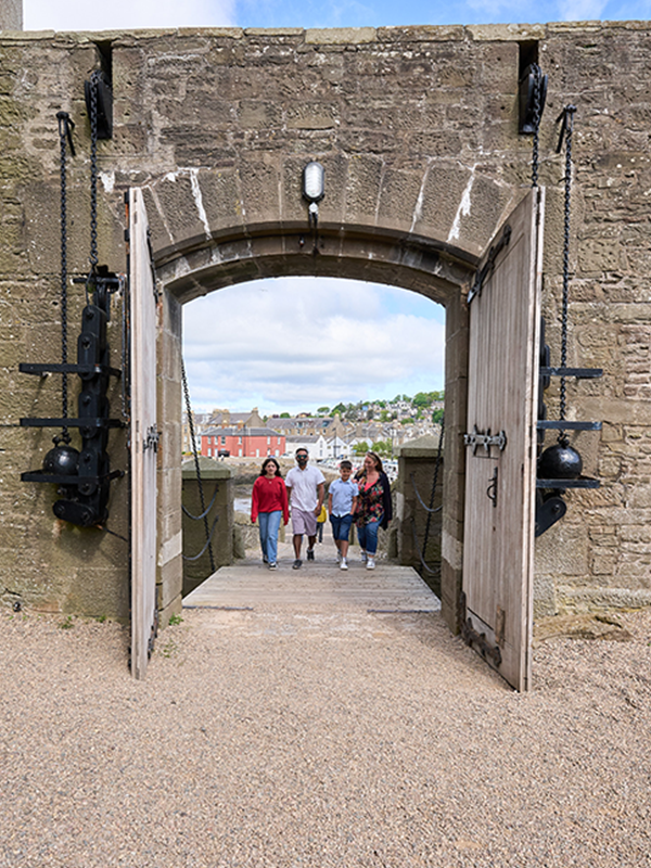 Yard Markets Broughty Ferry Makers Market