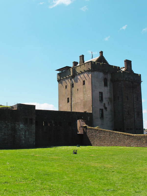 Yard Markets Broughty Ferry Makers Market