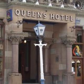 Queen's Hotel image