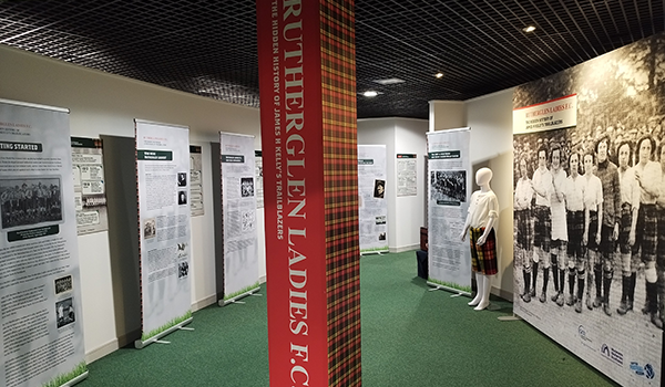 Rutherglen Ladies FC Exhibition visits Dundee Central Library