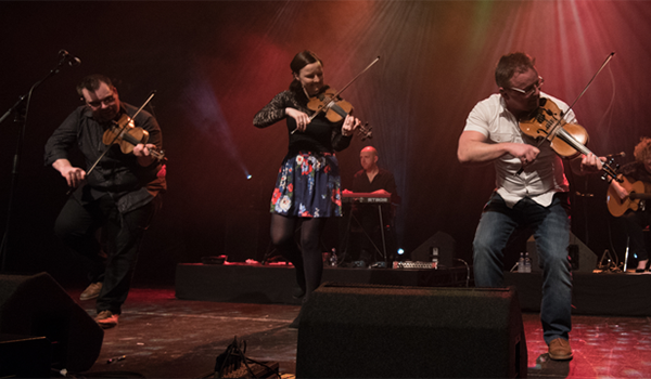 Blazin Fiddles coming to Caird Hall